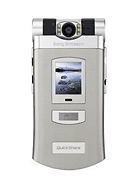 Best available price of Sony Ericsson Z800 in Russia